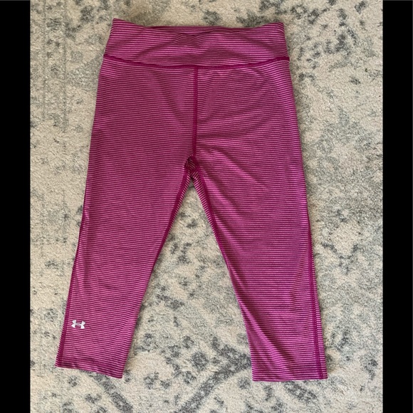 Under Armour heat compression capris - Picture 1 of 3